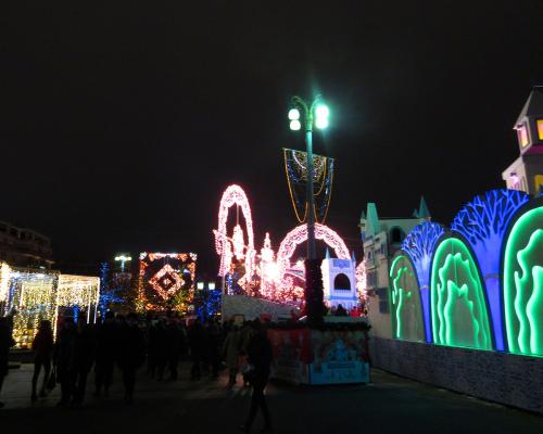 Uudenvuoden valaistusta Moskovassa.